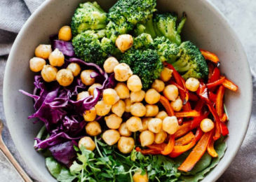 Broccoli and Chickpea Rainbow Power Bowls recipe